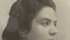 Ritratto giovanile di Grazia Deledda con la dedica  autografa a Piero Ganga,  datato Nuoro 3 agosto 1905. Stampa fotografica di M.Dosio & co. di Roma